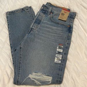 LEVIS NWT 501 SKINNY 30x28